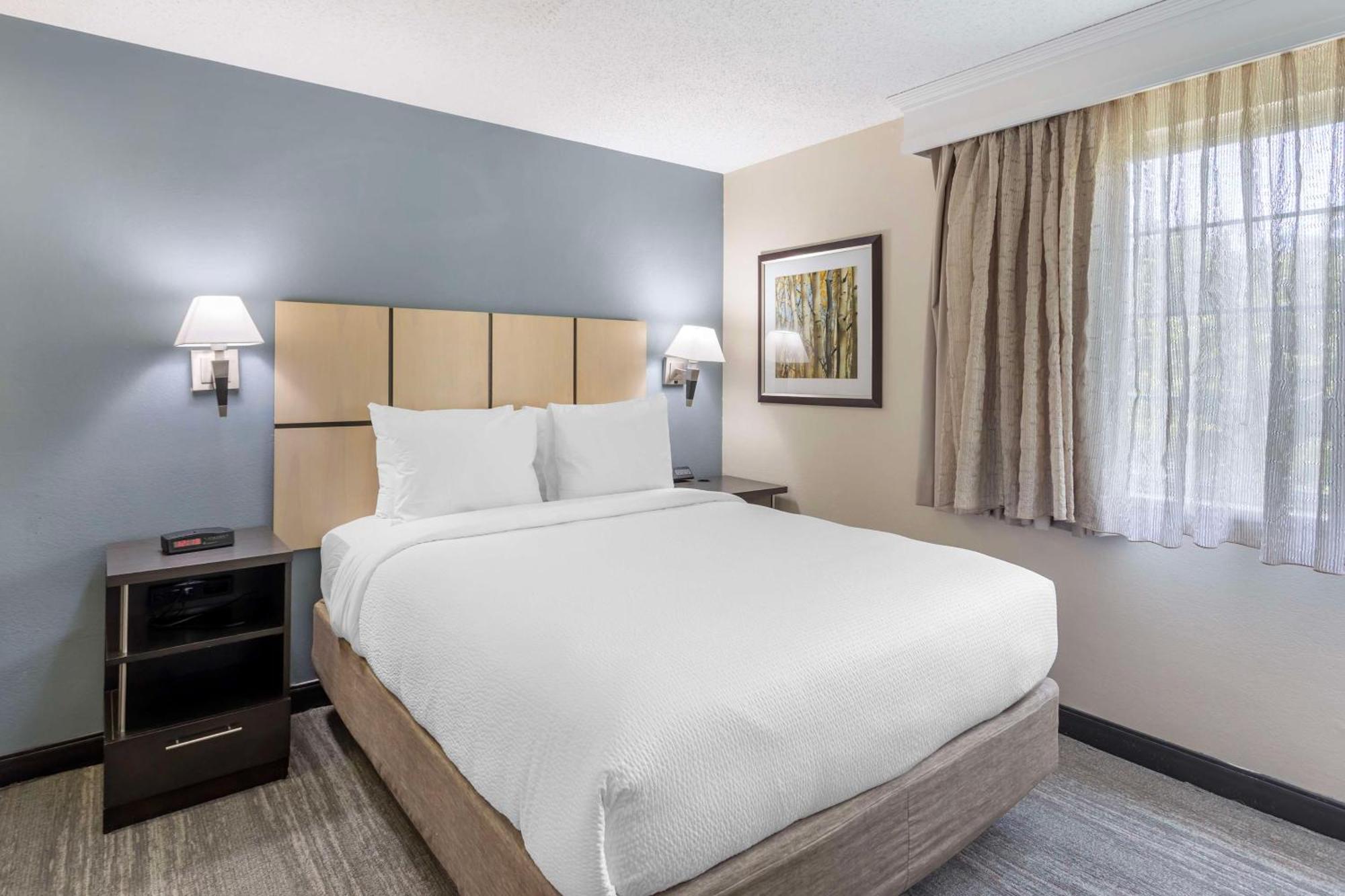 Hotel Executive Residency By Western Philadelphia-willow Grove